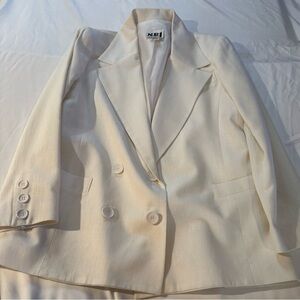 Elegant White Double-Breasted Women's Coat
